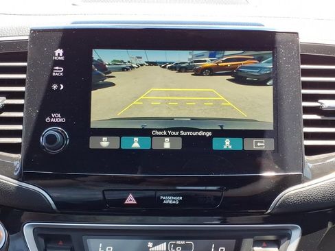 Used 2024 Honda Passport Black Edition image 13