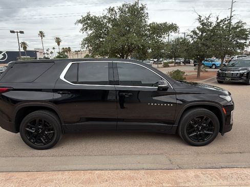 Used 2023 Chevrolet Traverse LS w/ Safety Package FWD image 6