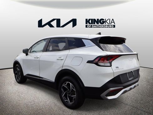 Used 2023 Kia Sportage LX AWD/4WD image 7