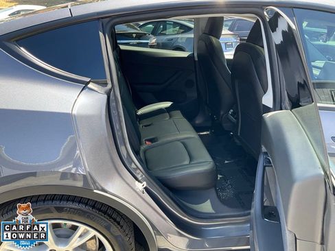 Used 2020 Tesla Model Y Long Range AWD/4WD image 54