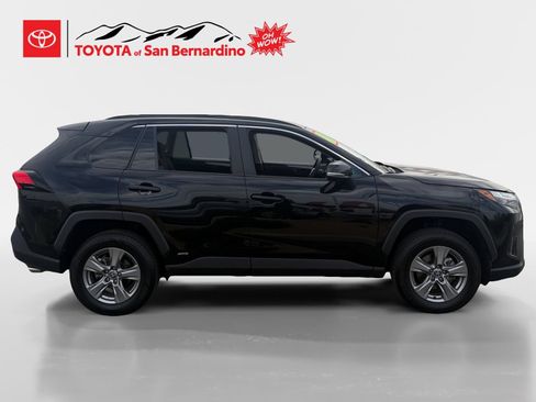 Certified 2024 Toyota RAV4 LE AWD/4WD image 6