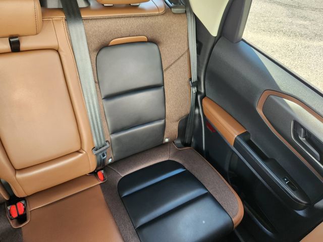 Certified 2025 Ford Bronco Sport Outer Banks w/ Outer Banks Tech Package+ AWD/4WD image 18