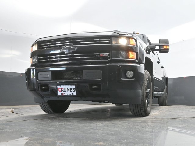 Used 2017 Chevrolet Silverado 2500 LTZ w/ Midnight Edition AWD/4WD image 47