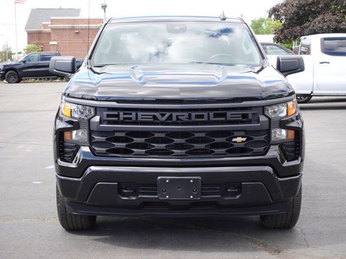 Used 2023 Chevrolet Silverado 1500 Custom AWD/4WD image 5
