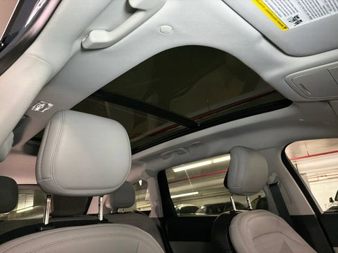 New 2026 Lincoln Nautilus Reserve AWD/4WD image 14