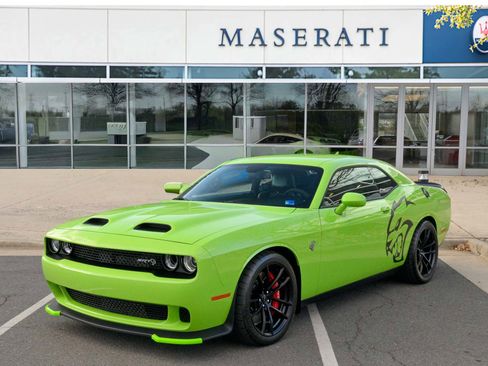 Used 2023 Dodge Challenger SRT Hellcat image 1