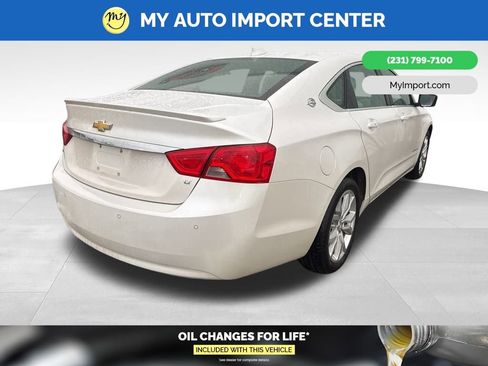 Used 2018 Chevrolet Impala LT w/ Sunroof and Spoiler Package image 5