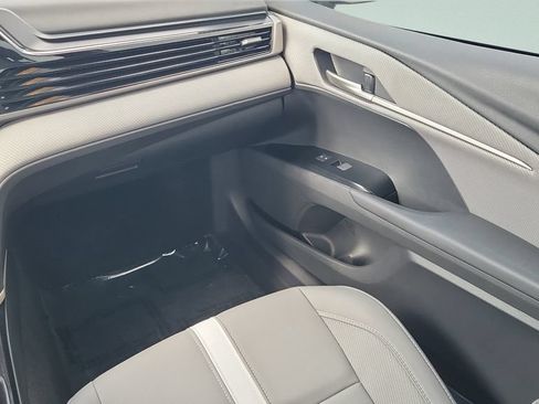 Used 2025 Toyota Camry SE w/ Multimedia Upgrade Package FWD image 13