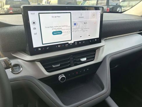 New 2026 Ford Explorer Active image 9