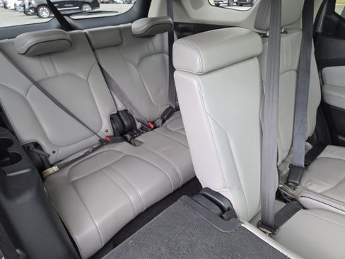 Certified 2023 Honda Pilot Elite image 26