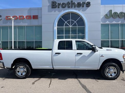 New 2024 RAM 3500 Tradesman w/ Towing Technology Group image 4