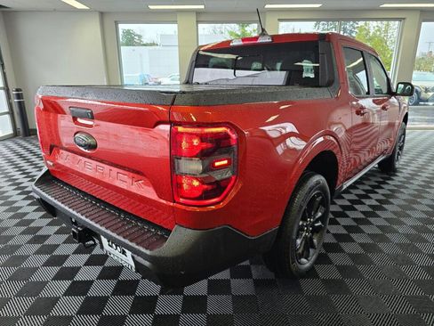 Used 2024 Ford Maverick Lariat w/ Black Appearance Package image 4