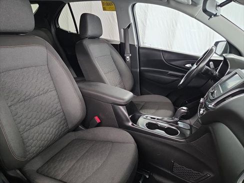 Used 2018 Chevrolet Equinox LT FWD image 18