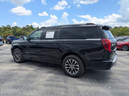 Used 2025 Ford Expedition Max Platinum AWD/4WD image 6