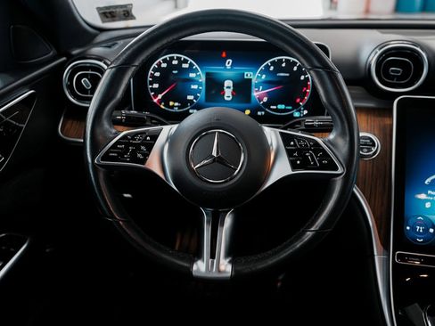 Used 2022 Mercedes-Benz C 300 4MATIC Sedan image 26