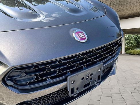 Used 2017 FIAT 124 Spider Lusso RWD image 21