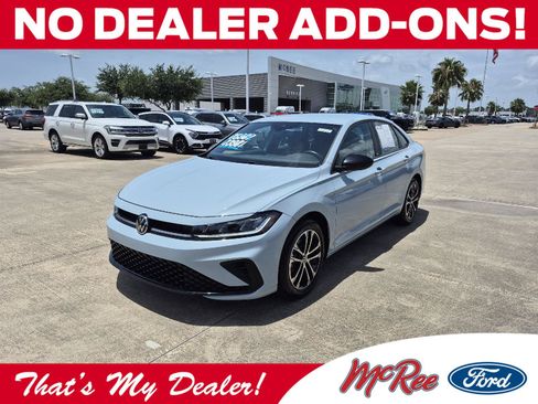 Used 2025 Volkswagen Jetta Sport FWD image 1