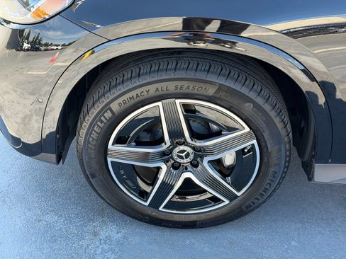 Used 2026 Mercedes-Benz GLC 300 4MATIC image 4