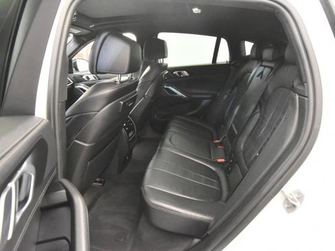 Used 2022 BMW X6 xDrive40i w/ Premium Package AWD/4WD image 14