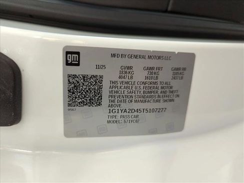 New 2026 Chevrolet Corvette Stingray Coupe w/ Z51 Performance Package RWD image 17