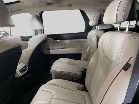 Used 2023 Hyundai Palisade Calligraphy w/ Cargo Package AWD/4WD image 12