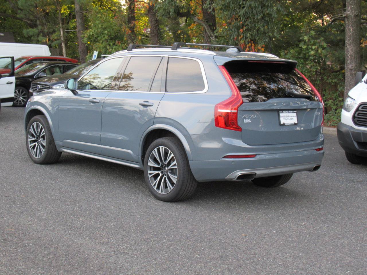 Used 2020 Volvo XC90 T5 Momentum AWD/4WD image 4