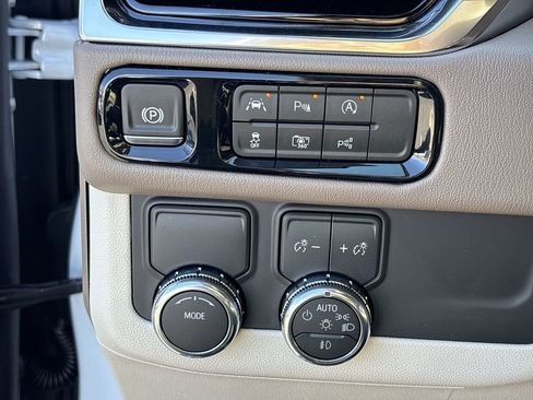 New 2026 GMC Yukon XL Denali RWD image 18