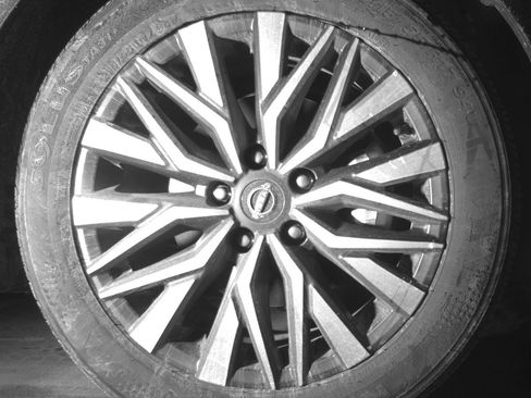 Used 2025 Nissan Altima 2.5 SV FWD image 13