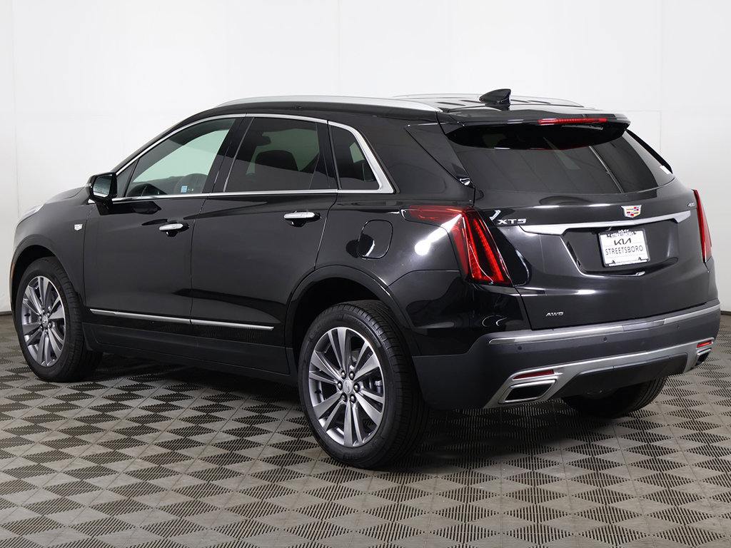 Used 2025 Cadillac XT5 Premium Luxury w/ LPO, Floor Liner Package AWD/4WD image 13