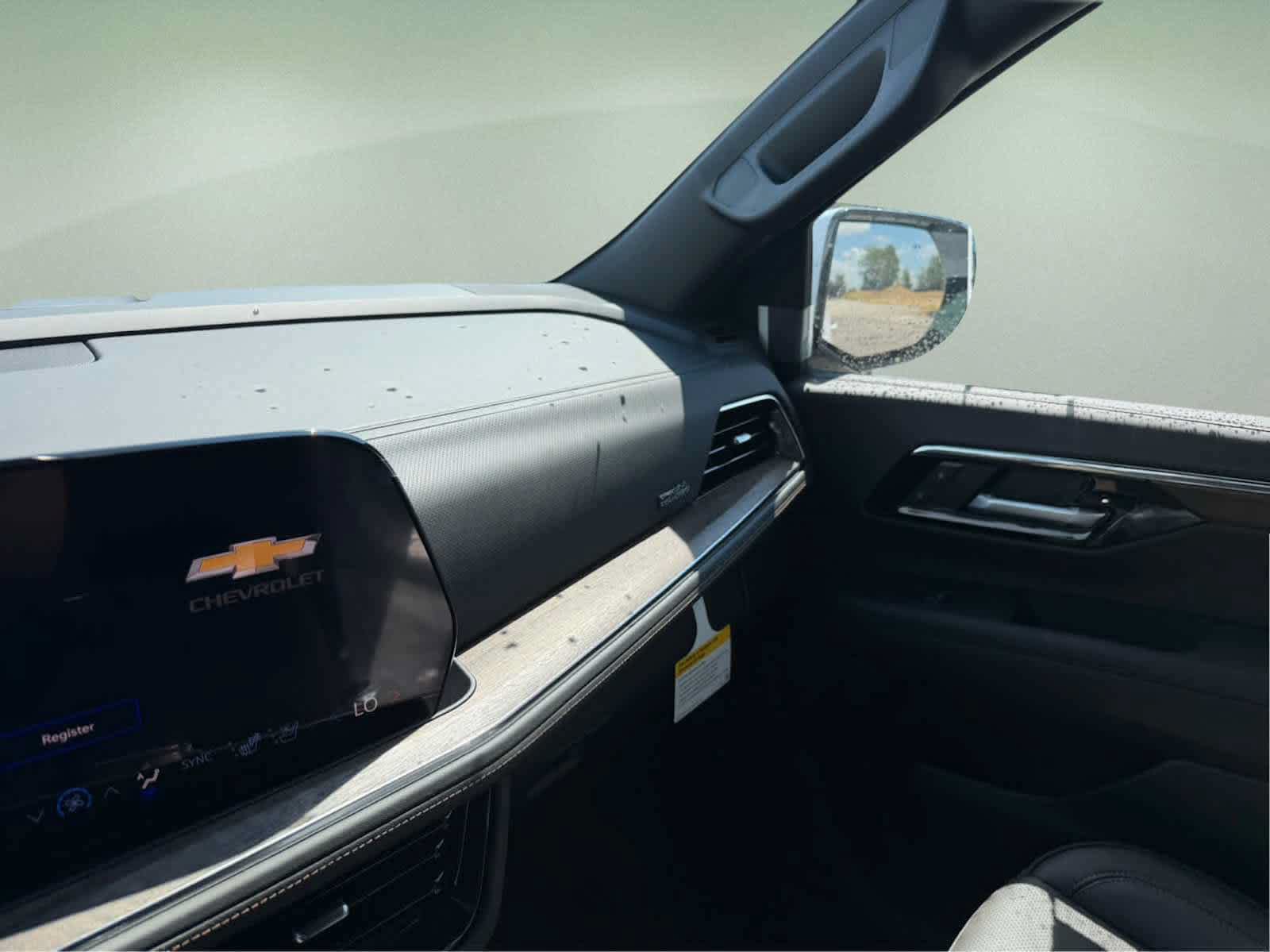 New 2026 Chevrolet Tahoe High Country AWD/4WD image 13