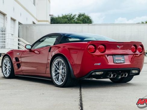 Used 2012 Chevrolet Corvette ZR1 w/ 3ZR Preferred Equipment Group RWD image 9