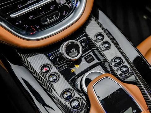 Used 2023 Aston Martin DBX 707 image 58