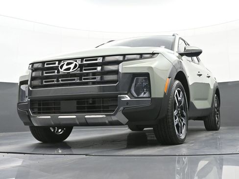 Certified 2025 Hyundai Santa Cruz Limited image 46