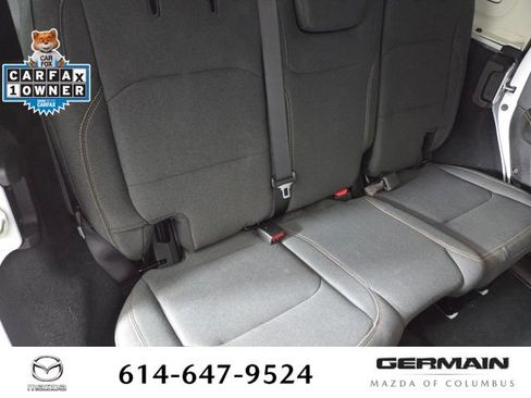 Used 2024 Jeep Wrangler Unlimited Sahara AWD/4WD image 21