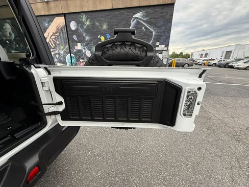 Used 2021 Jeep Wrangler Unlimited Sport AWD/4WD image 49