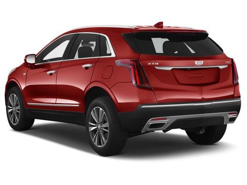 Used 2024 Cadillac XT5 Premium Luxury AWD/4WD image 2