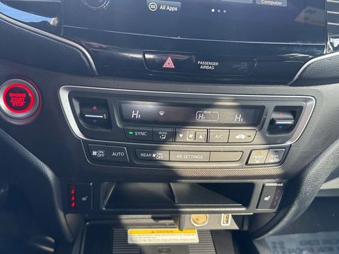 Used 2022 Honda Passport TrailSport image 25