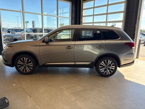 Used 2020 Mitsubishi Outlander SEL AWD/4WD image 7