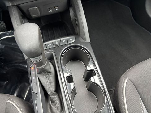 Used 2025 Chevrolet TrailBlazer LT image 40