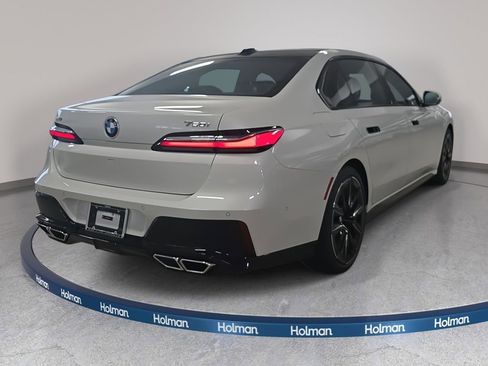 New 2026 BMW 760i xDrive image 4