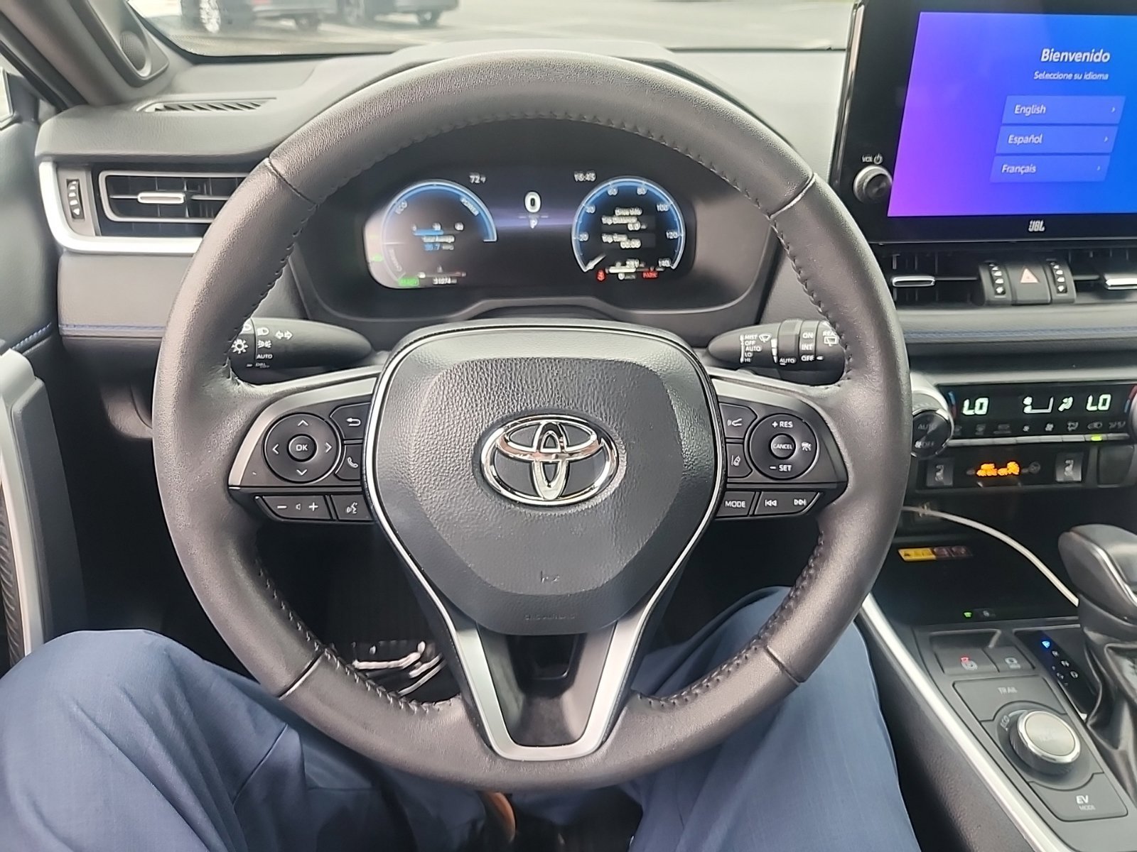 Used 2024 Toyota RAV4 XSE w/ Advanced Technology Package AWD/4WD image 19