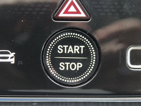 Certified 2023 Mercedes-Benz EQS 580 4MATIC SUV image 36