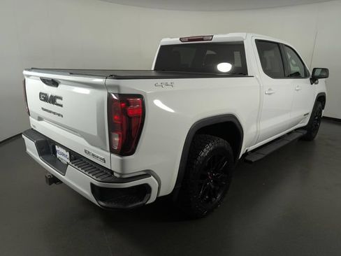 Used 2024 GMC Sierra 1500 Elevation w/ LPO, Elevation Black Package AWD/4WD image 8