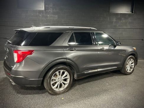 Used 2020 Ford Explorer Limited AWD/4WD image 5