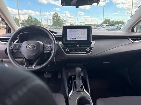 Used 2024 Toyota Corolla LE FWD image 21