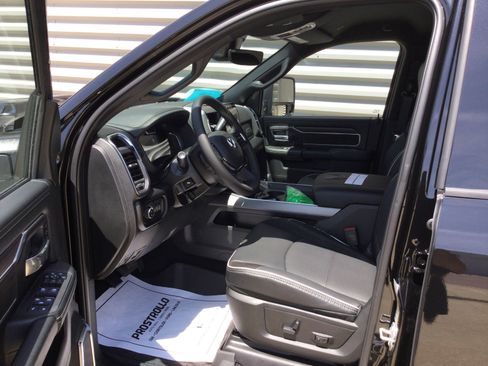 New 2025 RAM 2500 Laramie w/ Night Edition image 9