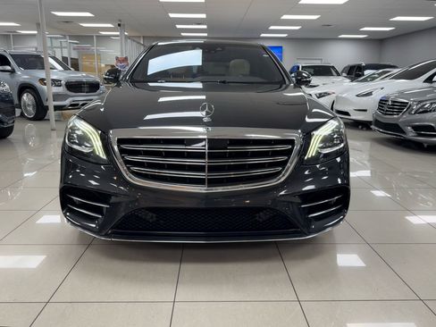 Used 2018 Mercedes-Benz S 560 4MATIC Sedan image 4