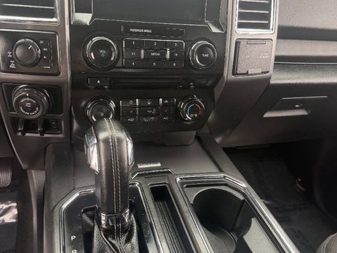 Used 2016 Ford F150 XLT w/ Equipment Group 302A Luxury AWD/4WD image 11