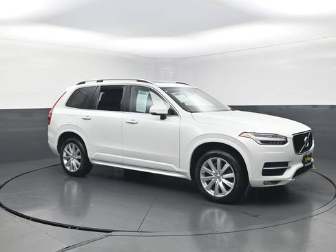 Used 2019 Volvo XC90 T6 Momentum AWD/4WD image 39