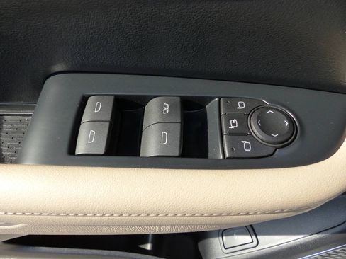 Used 2025 Buick Enclave Preferred FWD image 20